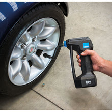 Load image into Gallery viewer, Draper 20582 12v Cordless Car/Van Digital Tyre Air Compressor Inflator PUMP