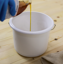 Load image into Gallery viewer, Timco Paint Kettle 2.5L Durable Plastic Paint Mixing Pot DIY Trade