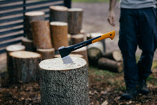 Load image into Gallery viewer, Fiskars 1015644 XXL X27 Splitting Axe 2.6kg Log Splitter 91cm
