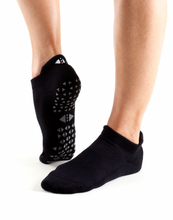 Load image into Gallery viewer, Tavi Noir Savvy Socks
