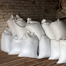 Load image into Gallery viewer, Yuzet Rubble Sacks Builders Bag Sack Tough Waste Garden DIY Woven PP Sandbags 3 Sizes
